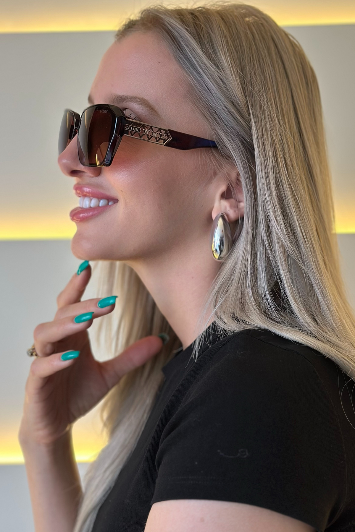 Cln - Güneş Gözlüğü Siyah Üç Logo Detay 07-2025-1