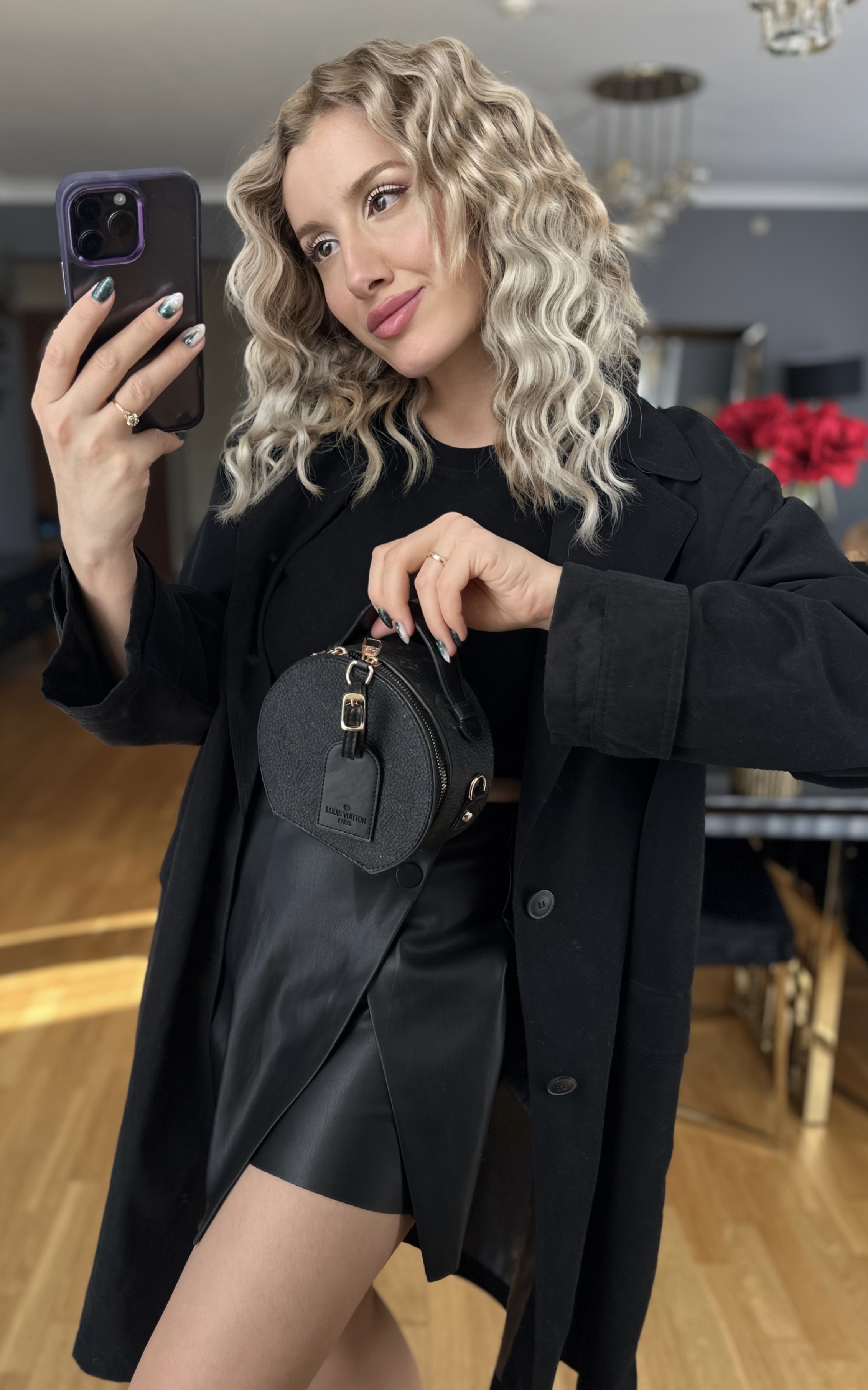 LV - Necklace Siyah Deri